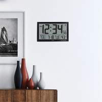 Horloge murale géante étroite à réglage automatique, Numérique, À piles, Blanc  OR503 | TENAQUIP