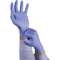 TouchNTuff<sup>®</sup> 92-675 Gloves, Large, Nitrile, 5-mil, Powder-Free, Blue  SAW939 | TENAQUIP