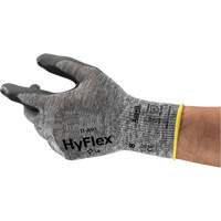 Hyflex<sup>®</sup> 11-801 Gloves, 9/Large, Foam Nitrile Coating, 15 Gauge, Nylon Shell  SAW965 | TENAQUIP